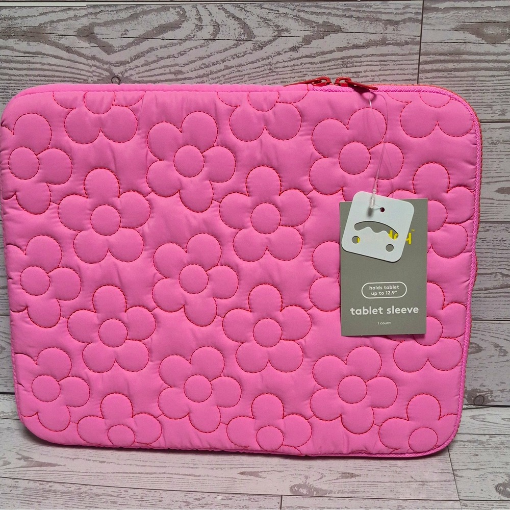 heyday Pink Quilted Flower Tablet Sleeve/Pouch 12.9 in Universal Zip